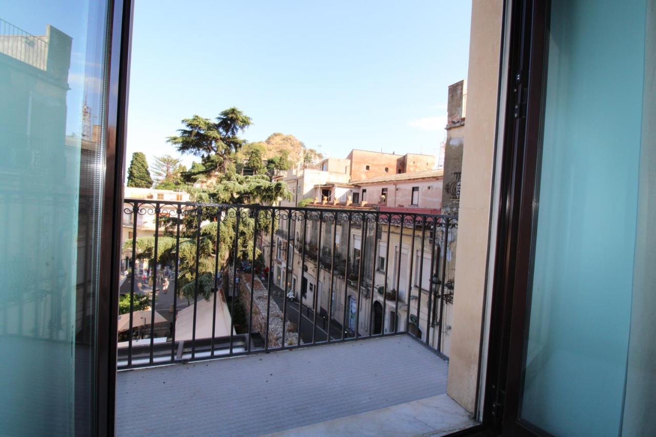 C'Est La Vie Taormina Apartment Екстериор снимка