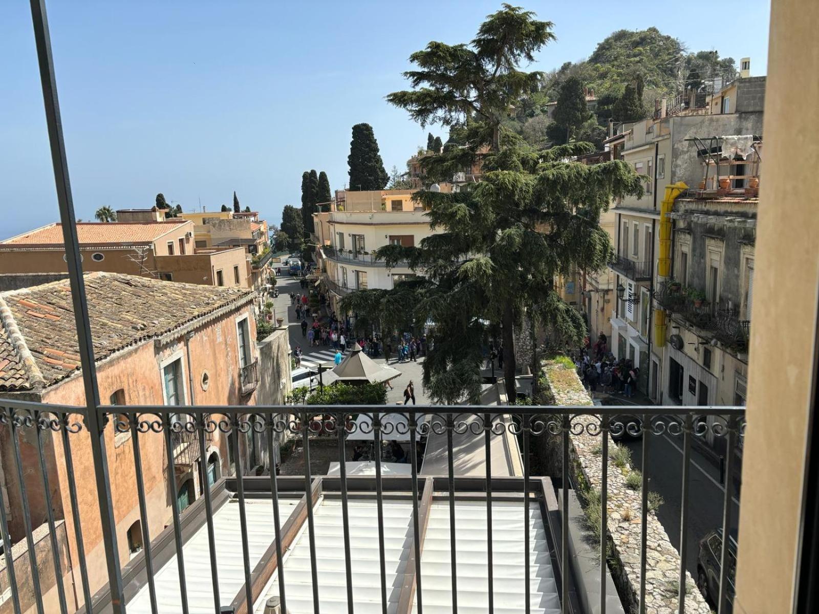 C'Est La Vie Taormina Apartment Екстериор снимка